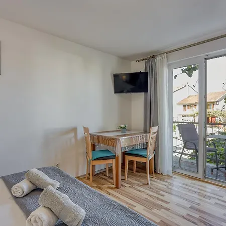 Orbanic Guest house 3*